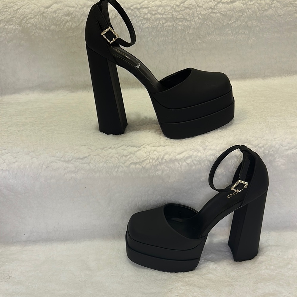 Aldo SIZE-7.5M Black Platform Shoes for Effortless Elegance - Picture 3 of 13